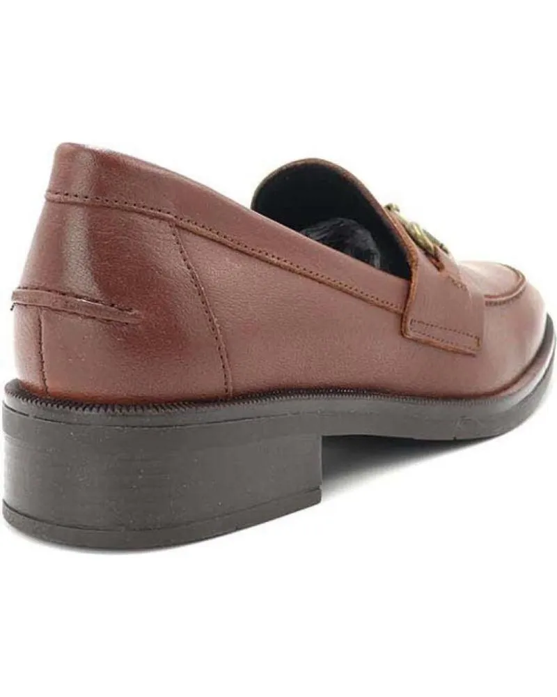 Mocasines de Mujer CLARA DURAN MOCASIN APLIQUE METALICO VILMA CUERO