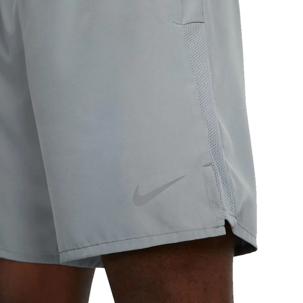 NIKE DRIFIT CHALLENGER 7 INCH PANTALONES CORTOS 2EN1  SP23